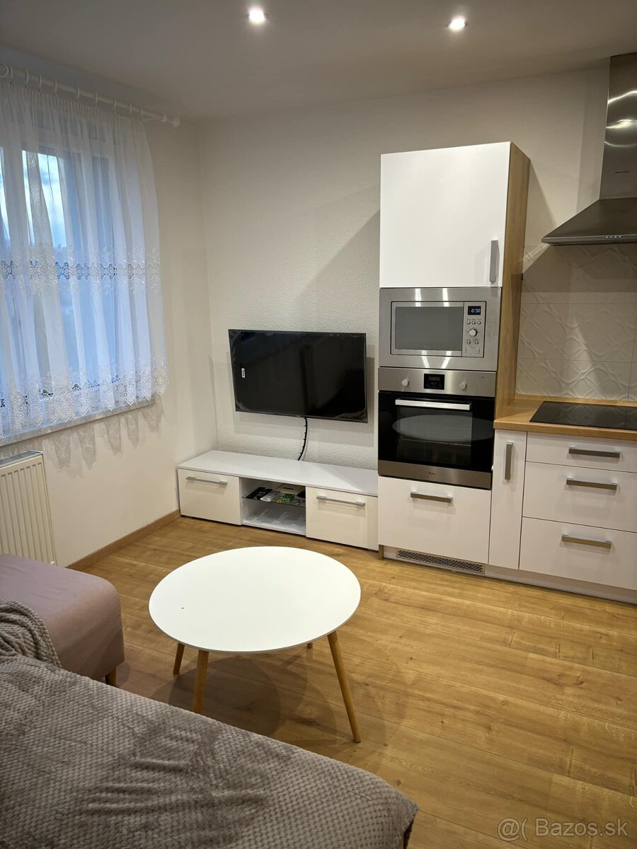 Centrum mesta, PRENÁJOM bytu 1+1