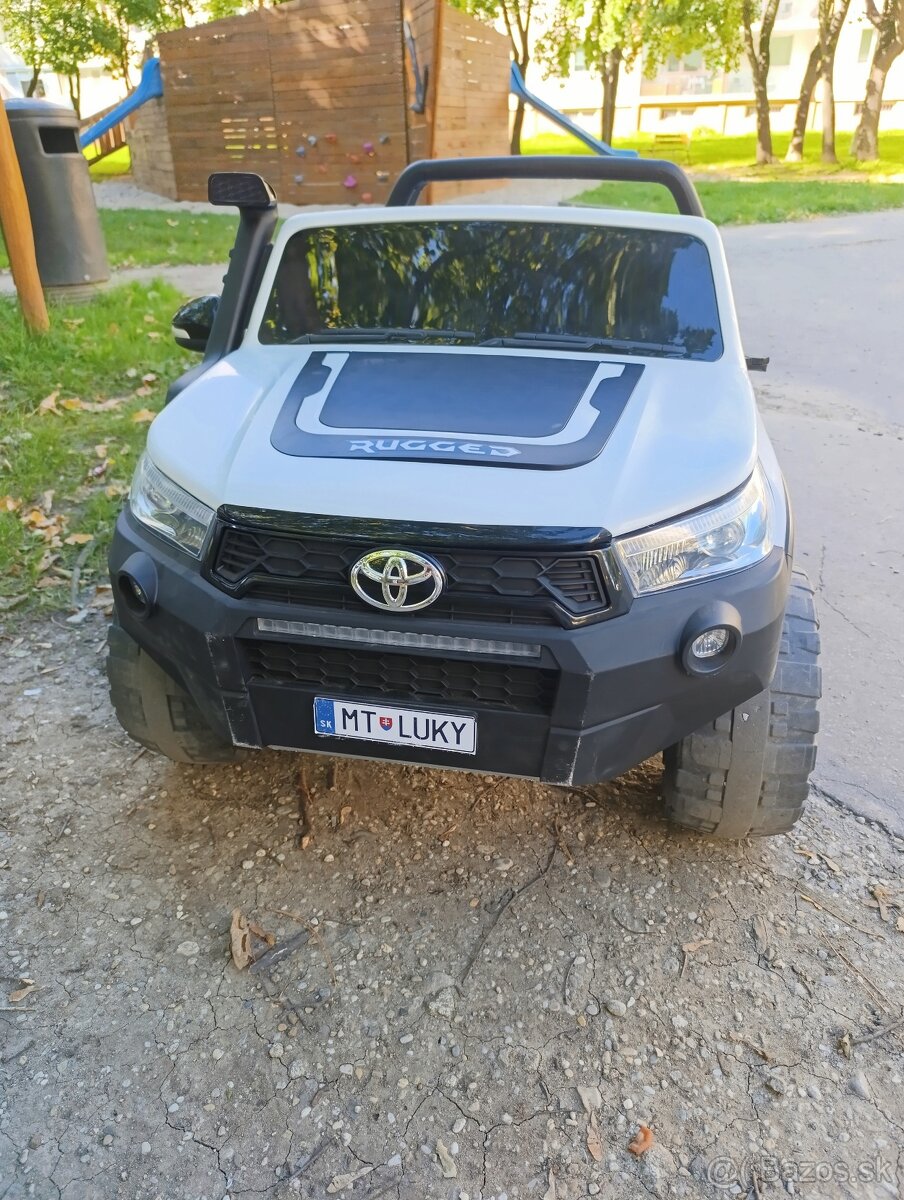 Detské elektrické autíčko Toyota hilux