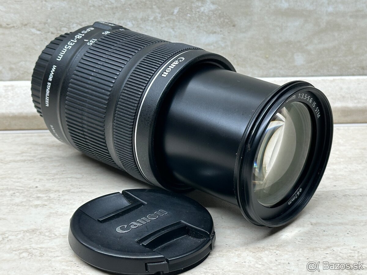 Canon EF-S 18-135mm f/3.5-5.6 IS STM