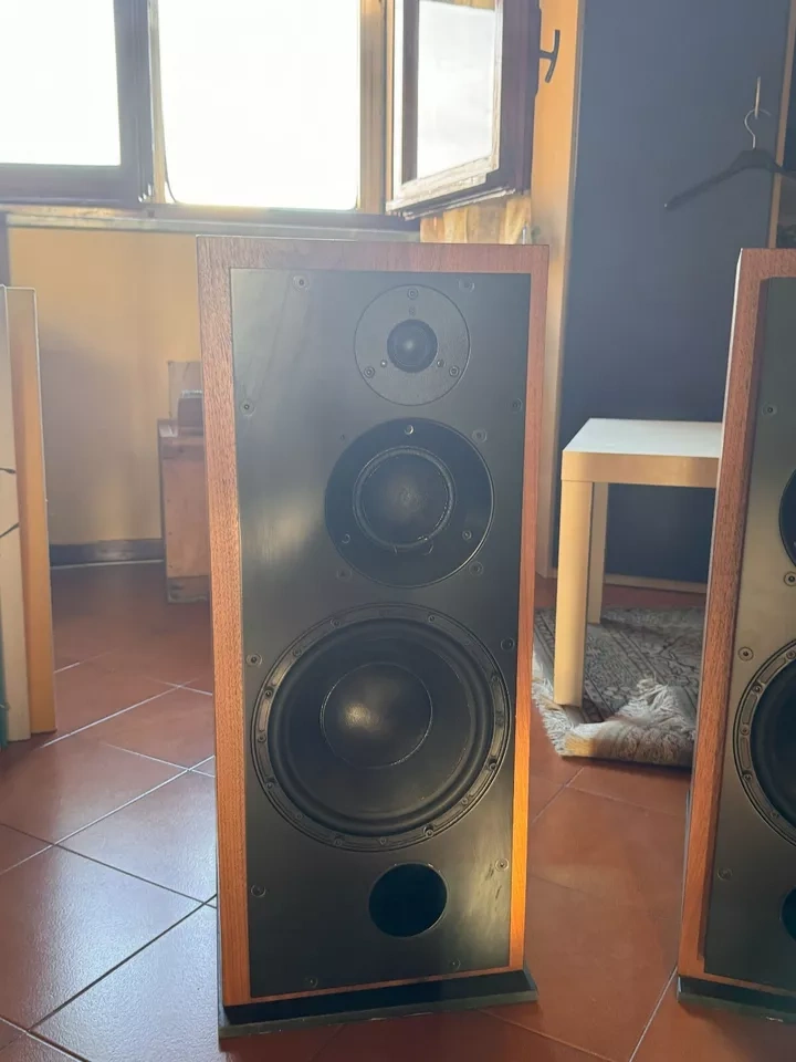 ATC SCM50 ASL Aktívne reproduktory