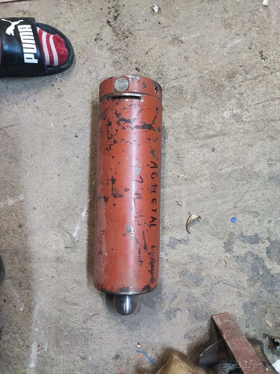 Kyper majler - vyklápanie vlečky