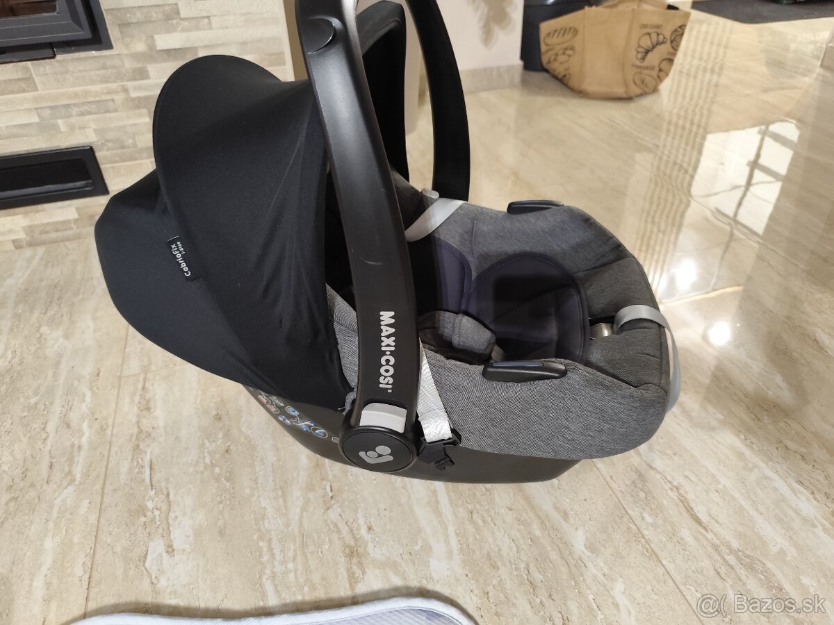Maxi Cosi vajíčko+základná