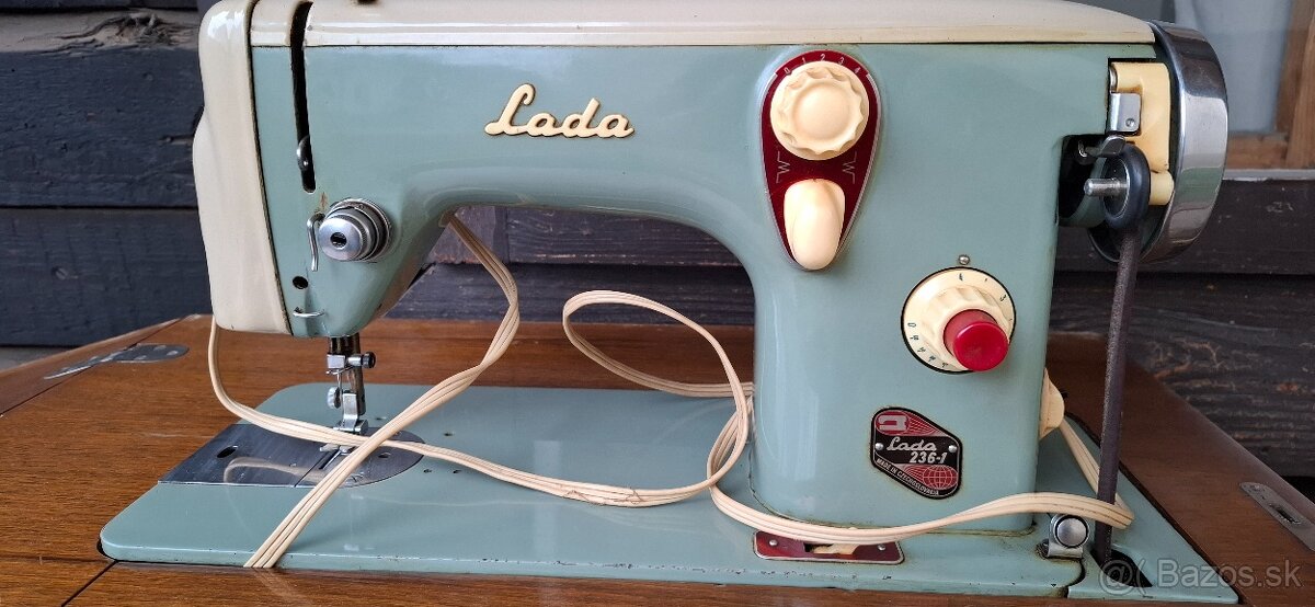 Šijací stroj lada