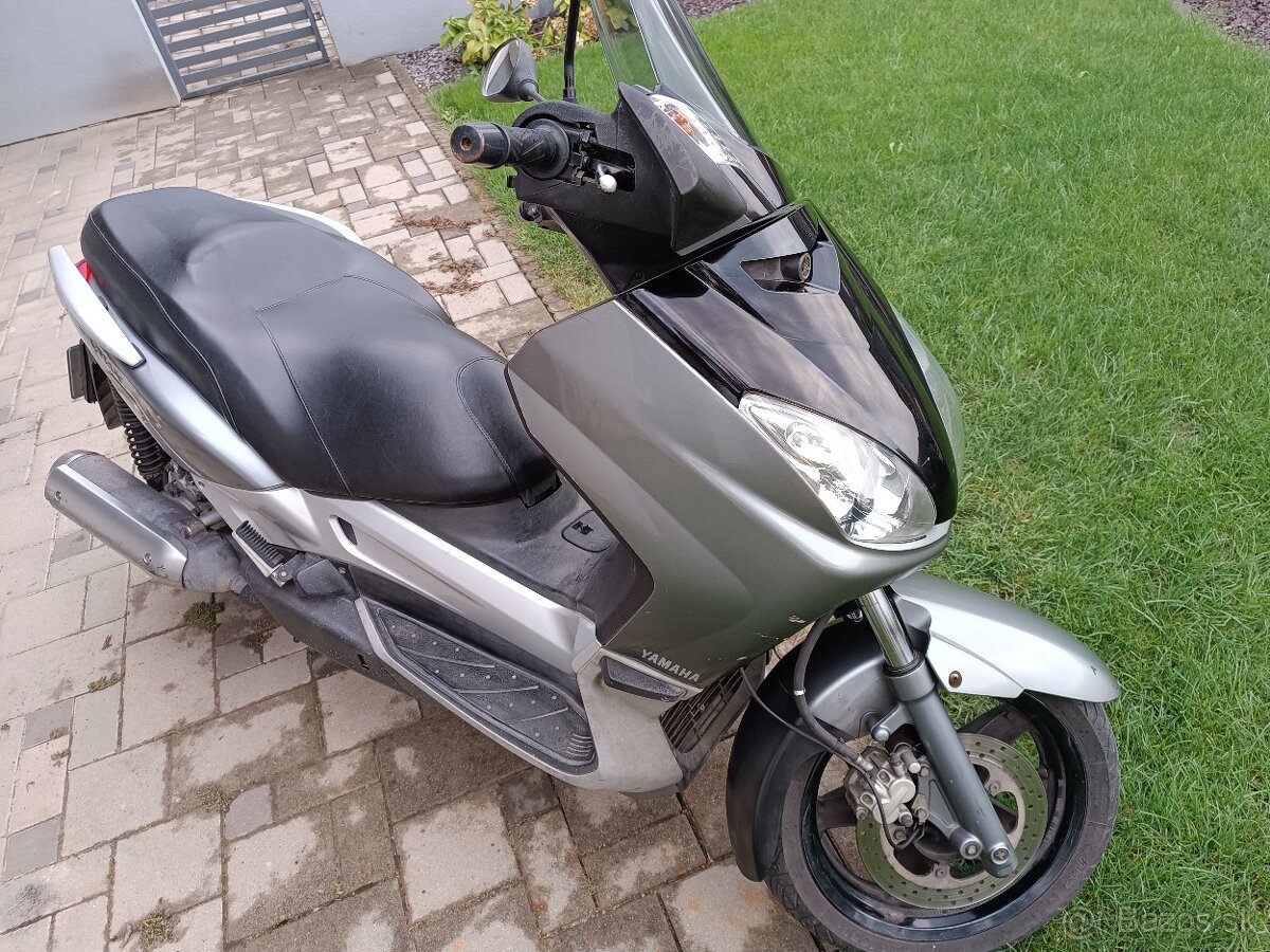 Predám X-max 250i