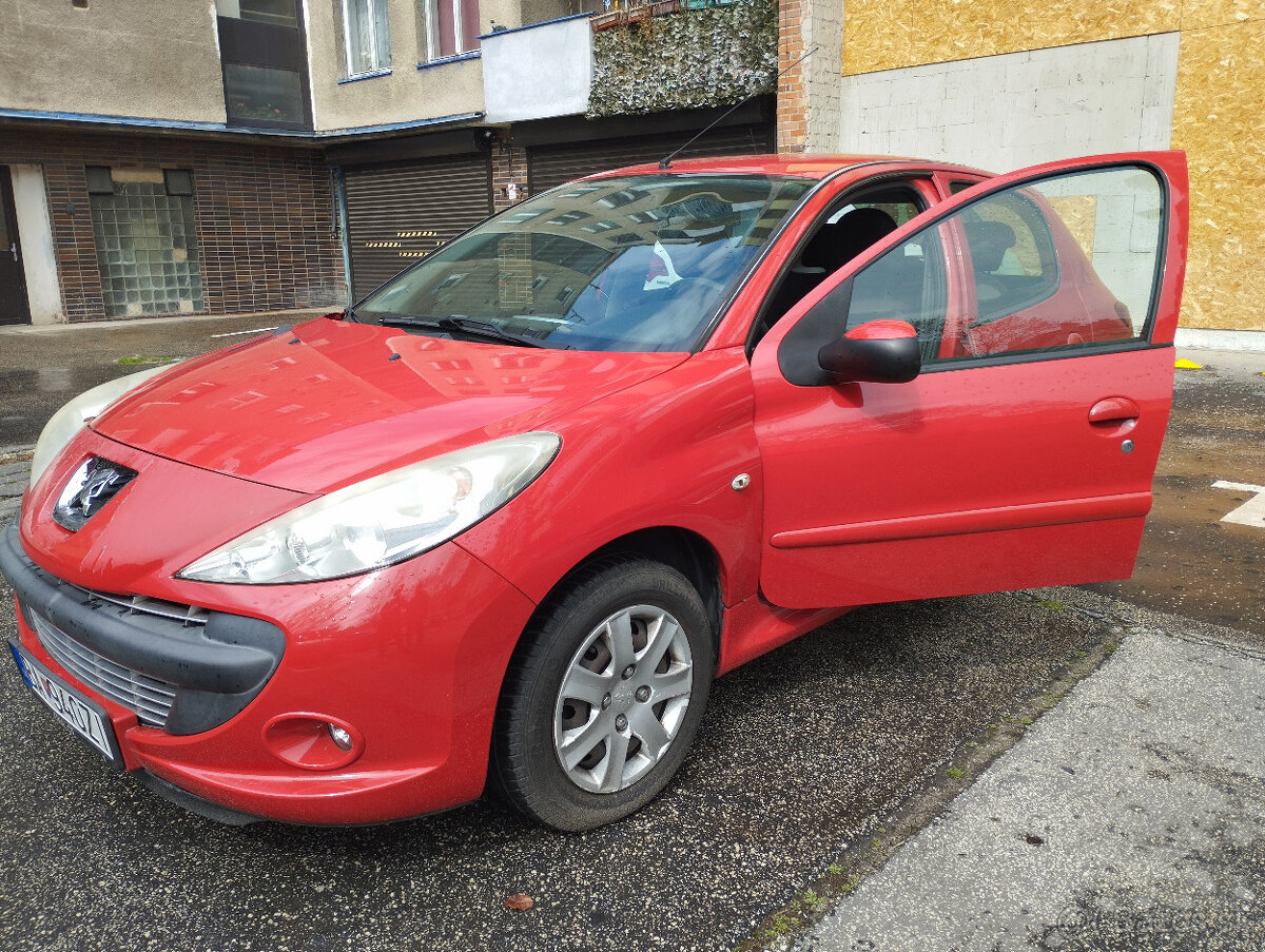 Peugeot 206+, 2010
