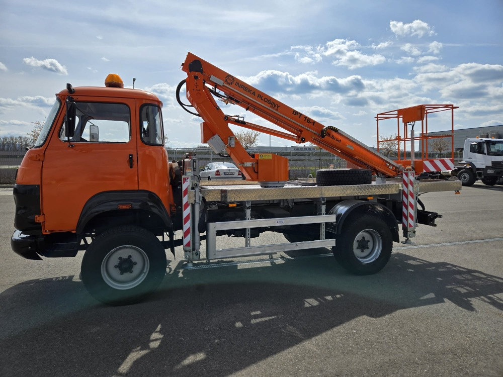 Pracovní plošina Inreka IPT16-1 na podvozku Avia 4x4