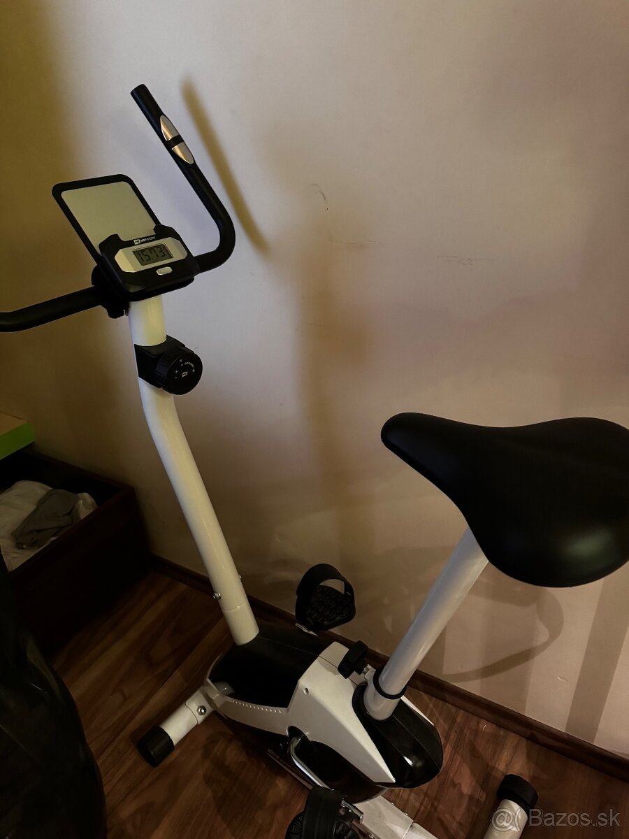 Stacionárny bicykel