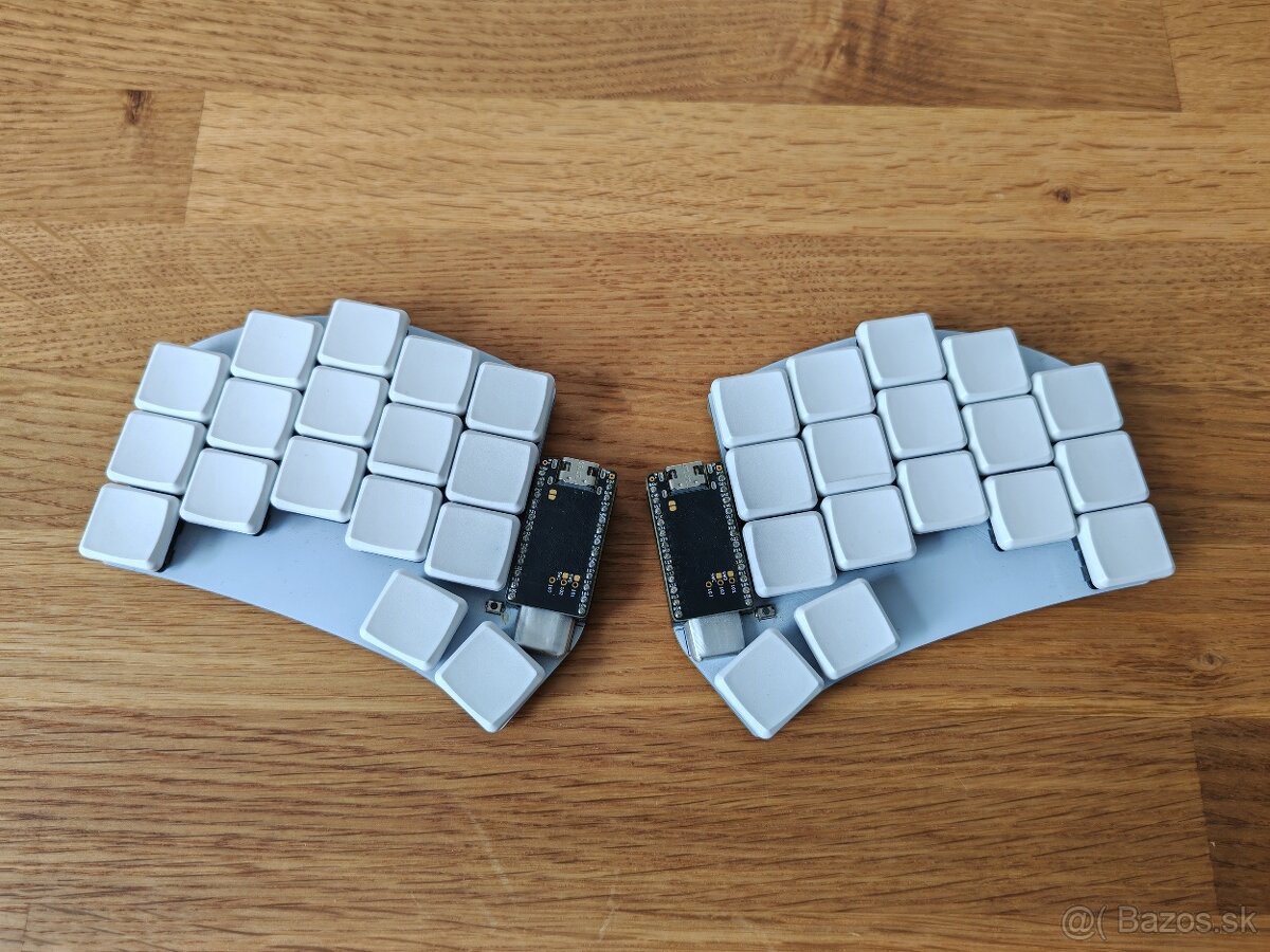 Ferris Sweep BT/USB-C – low profile split klávesnica