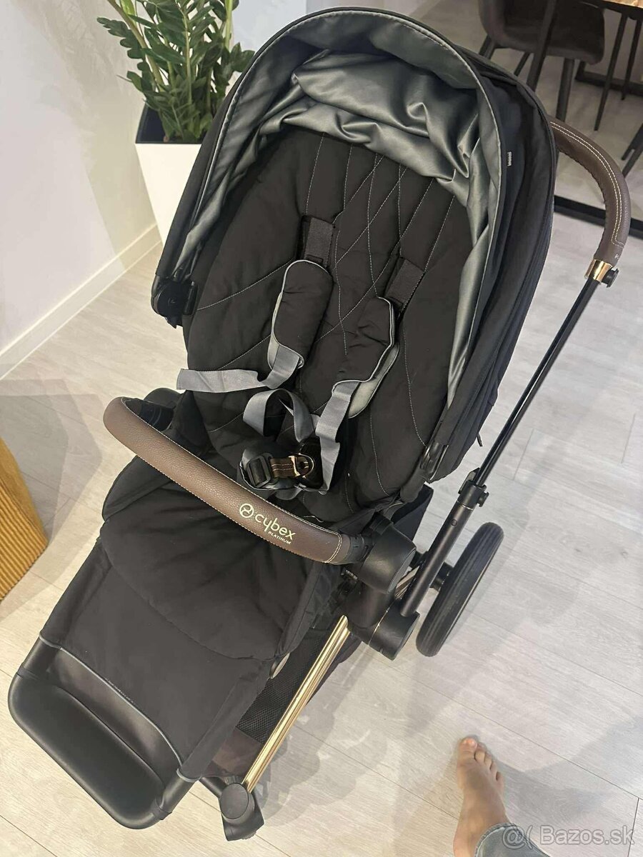 Cybex Priam Black