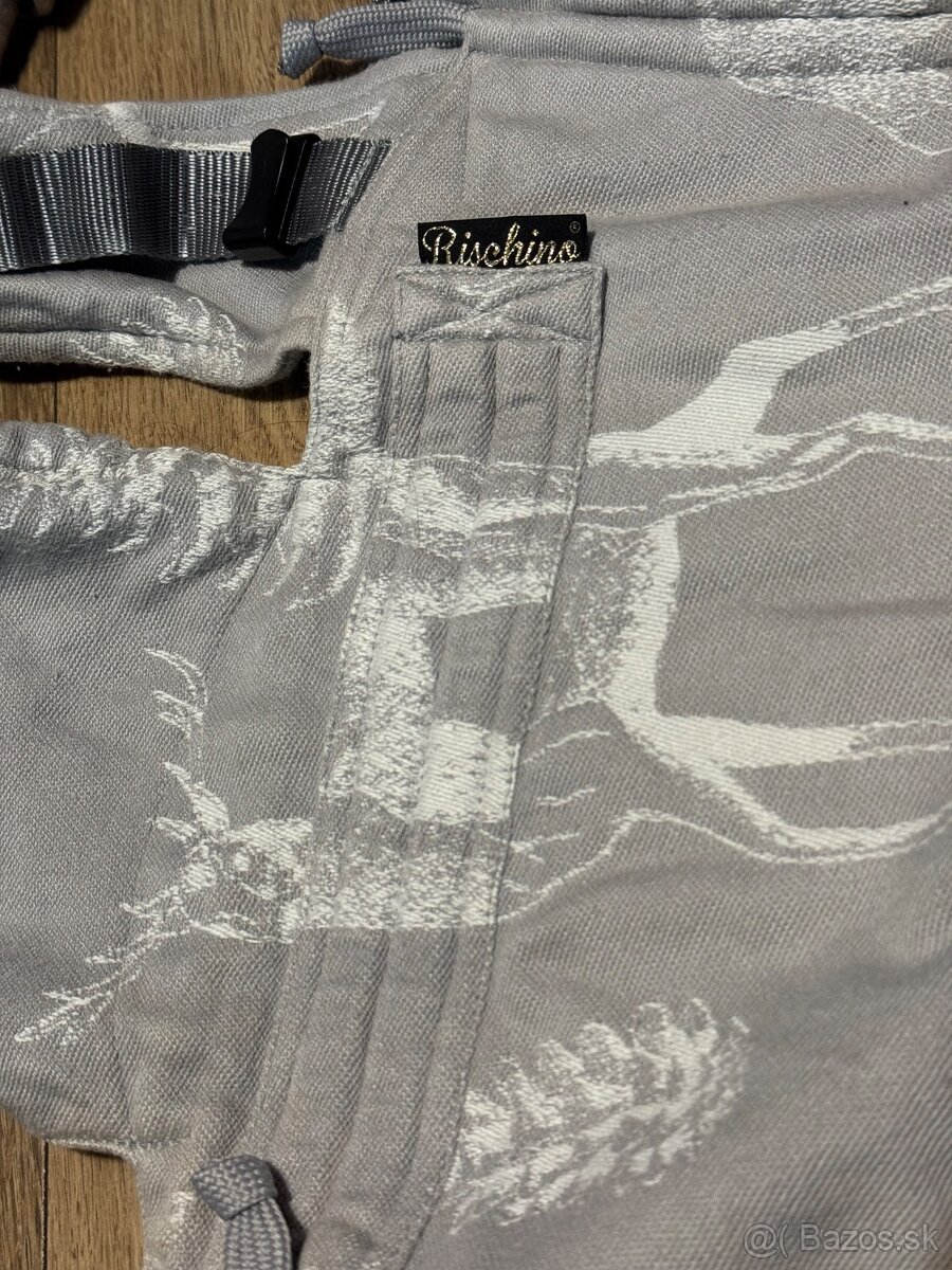 Ergonomicky nosič rischino