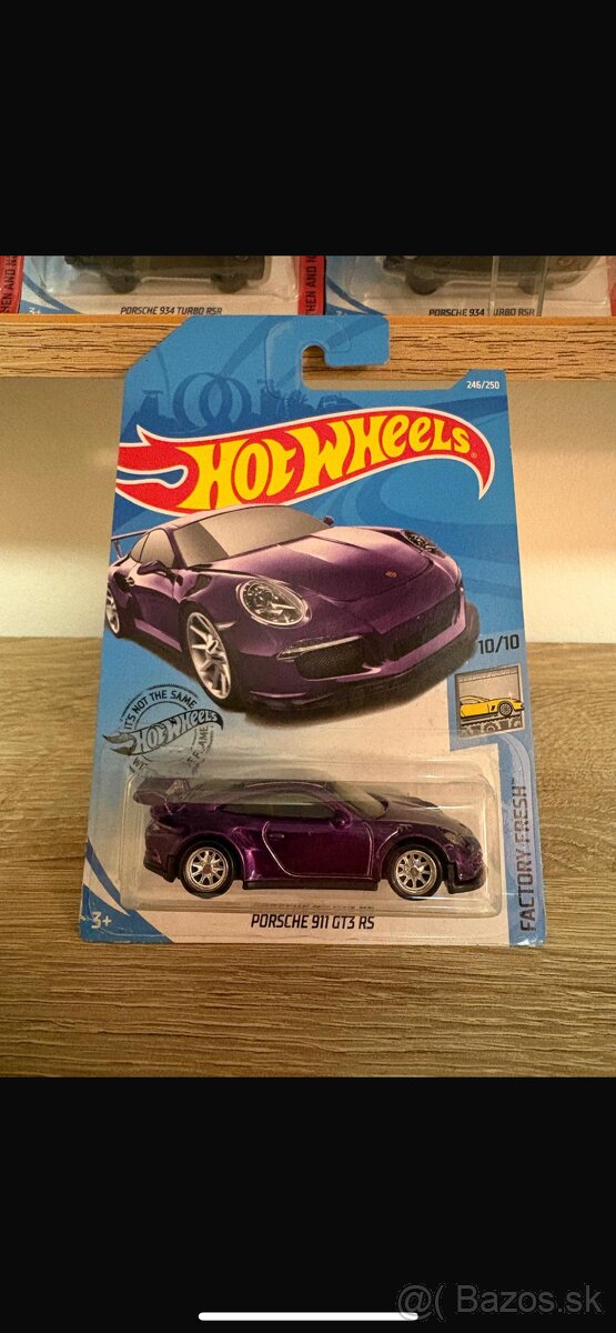 Predám Hot Wheels STH Porsche 911 gt3rs