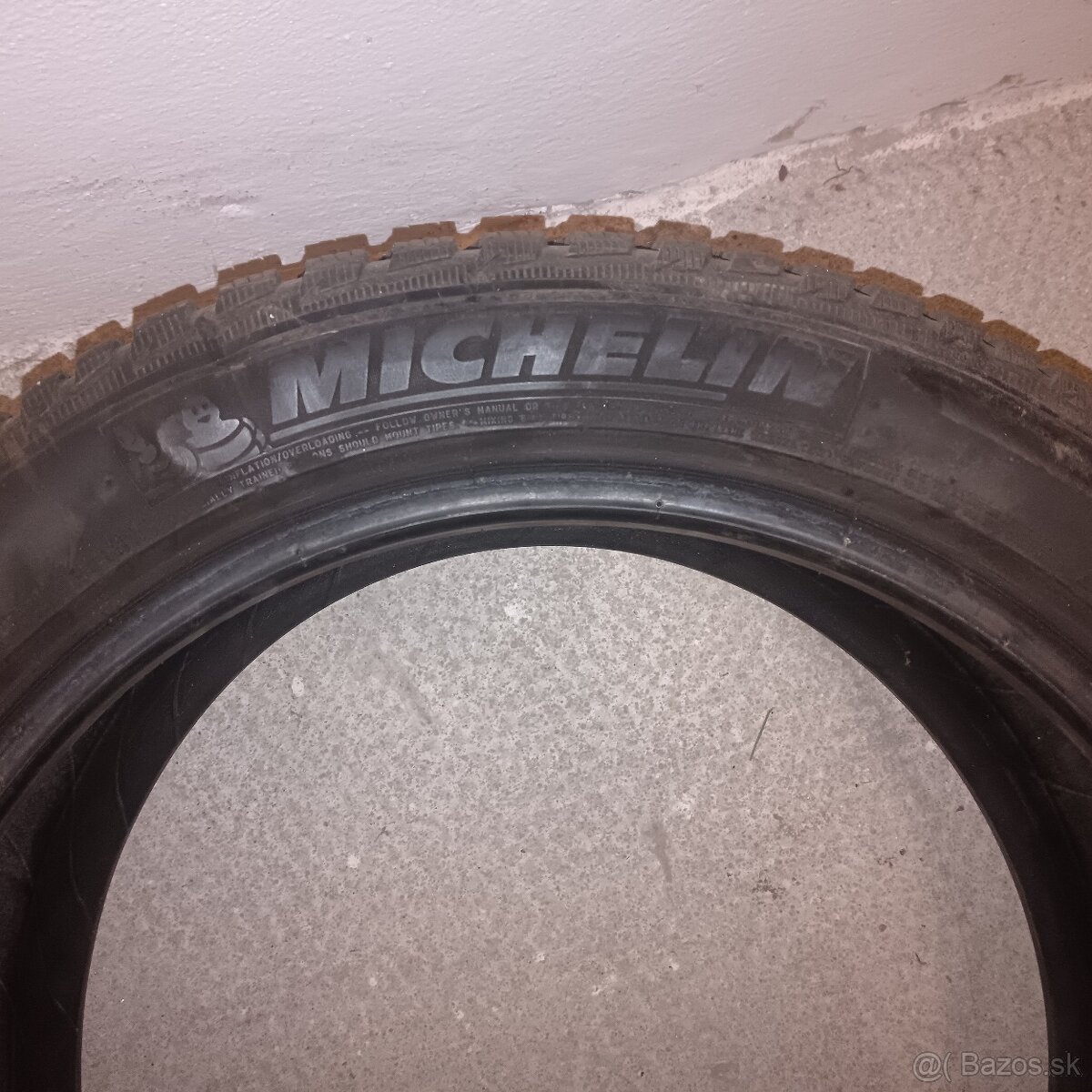MICHELLIN 205/50 R17