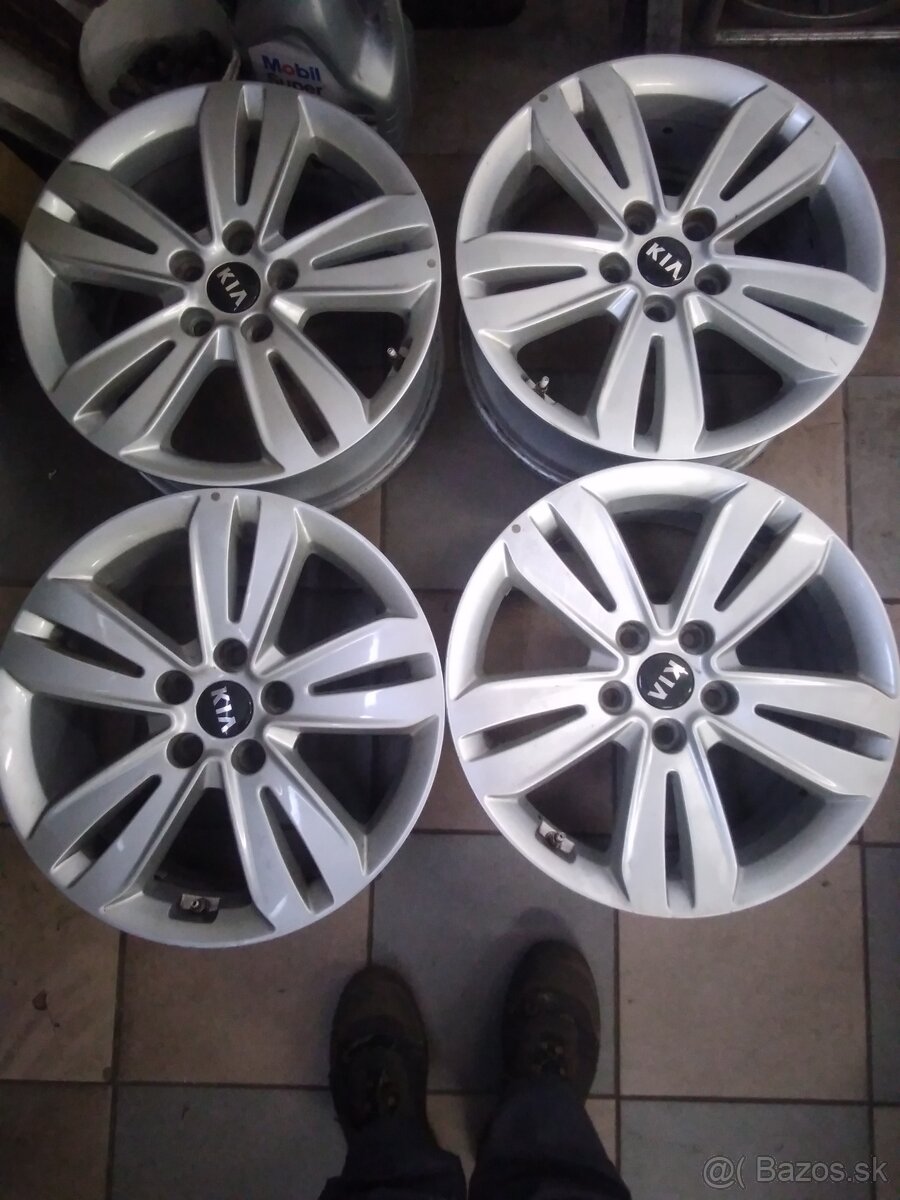 Disky Kia Sportage R17