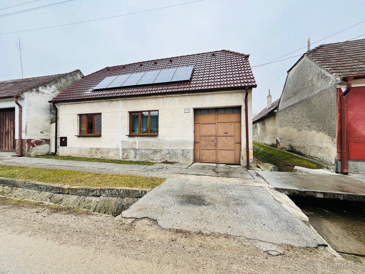Na predaj: Starší rodinný dom v obci Horné Dubové – 130 000