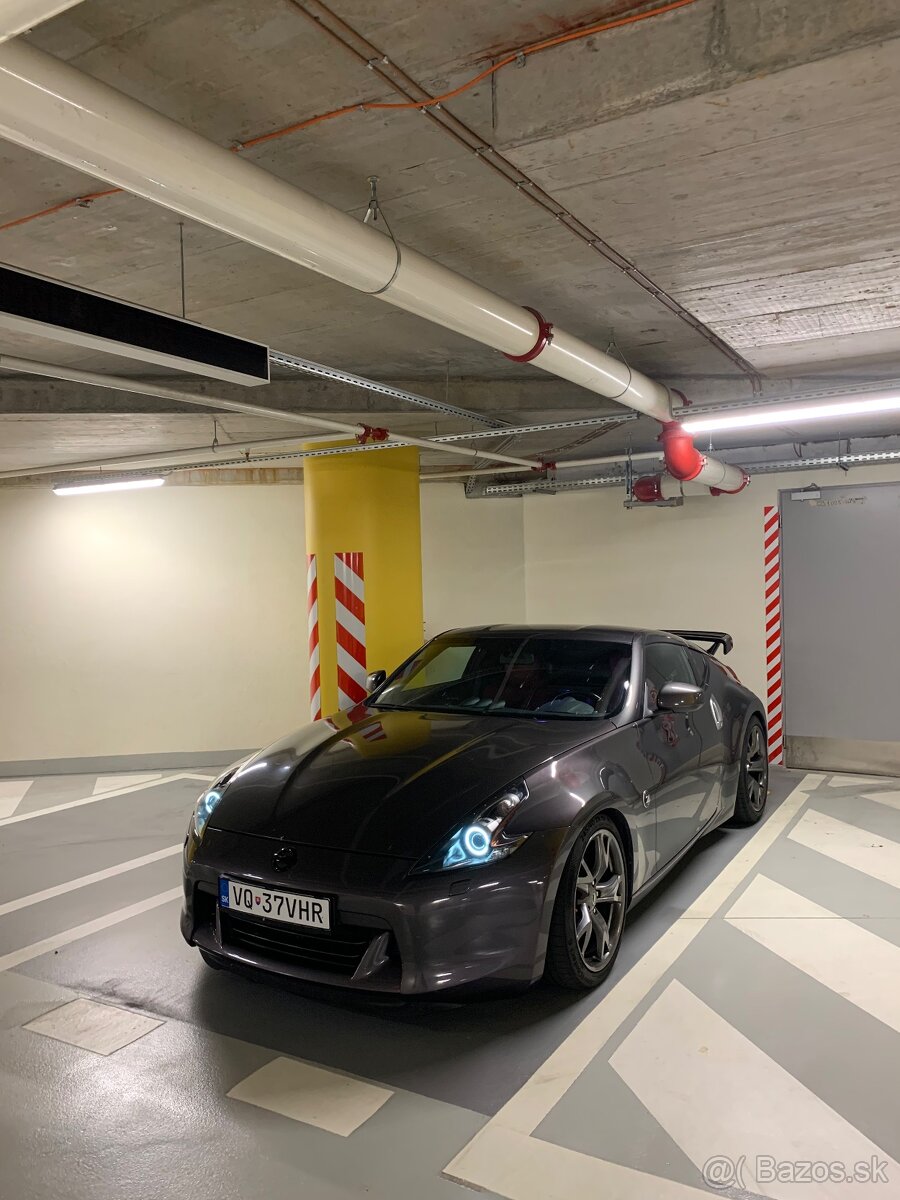 Nissan 370Z 40th Anniversary OEM+
