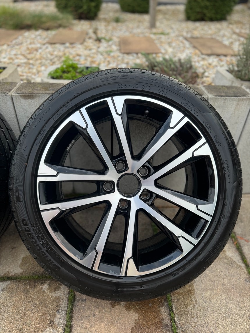 Originál VW Singapore Disky R17