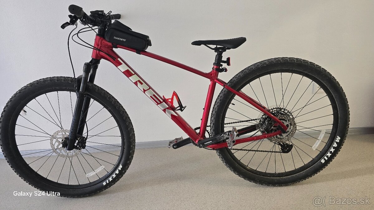 Trek Marlin 8 gen3 Crimson, L