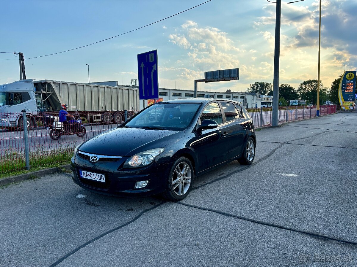 Hyundai I30 1.6CRDI nová STK EK ‼️
