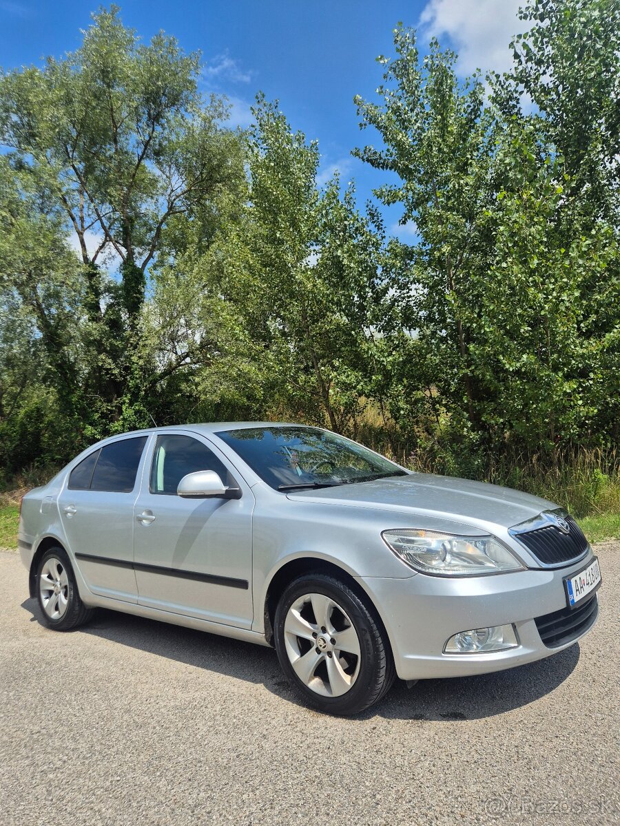 ŠKODA OCTAVIA 2 FACELIFT 1.6 BENZÍN 75KW M5 2011 BSE