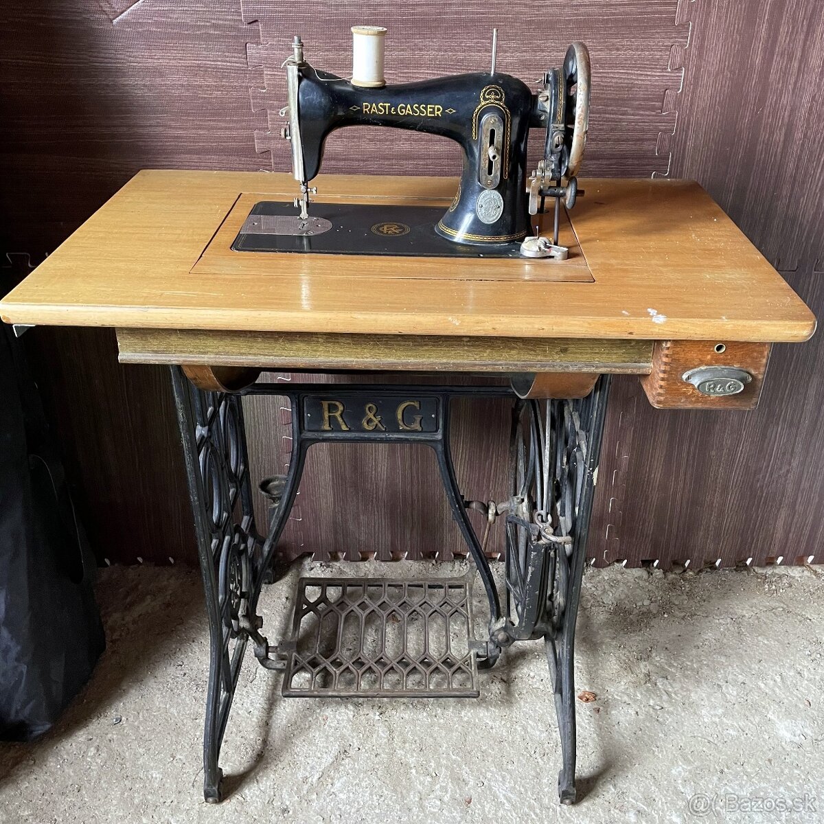 Starožitný siači stroj Rast & Gasser