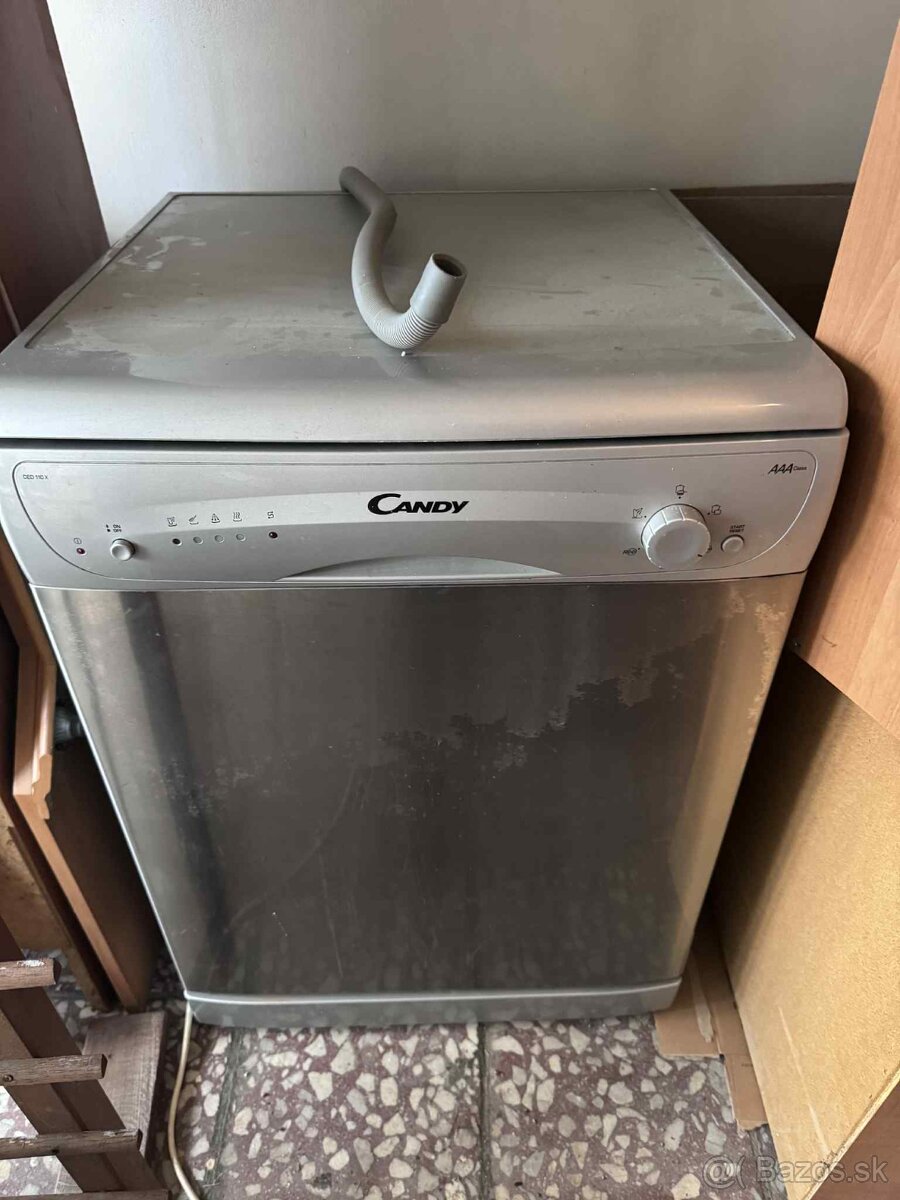 Umývačka riadu Candy