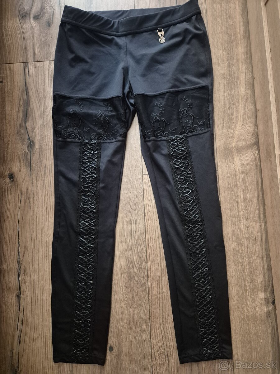 Čierne elegantne leginy