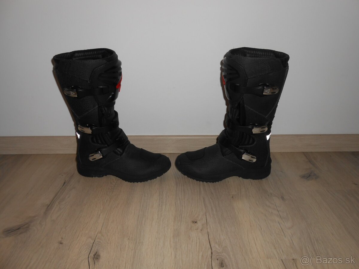 Predam nove kvalitne kozene moto cizmy STYLMARTIN
