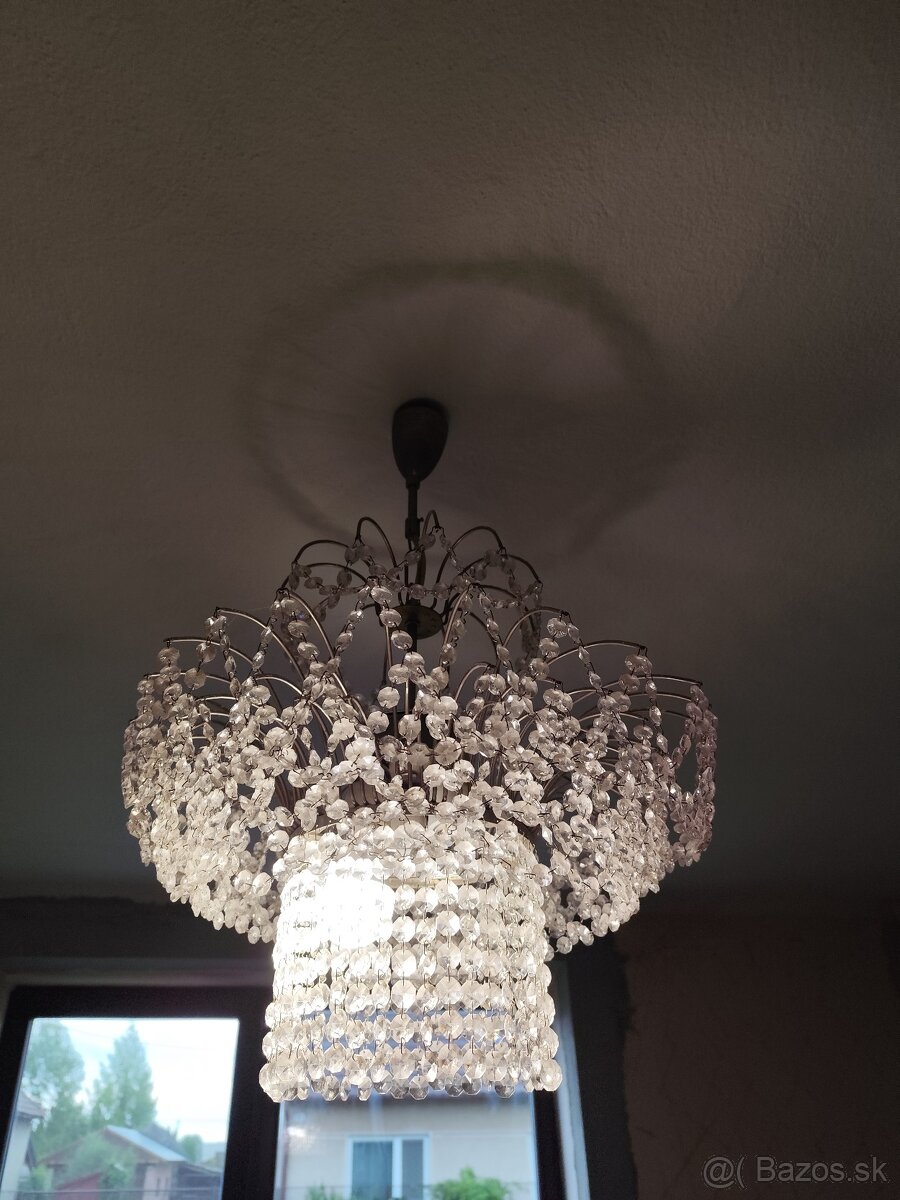 Lustre kryštálový