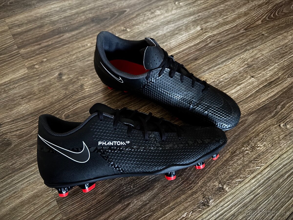 Futbalové kopačky Nike Phantom veľkosť 42 top stav