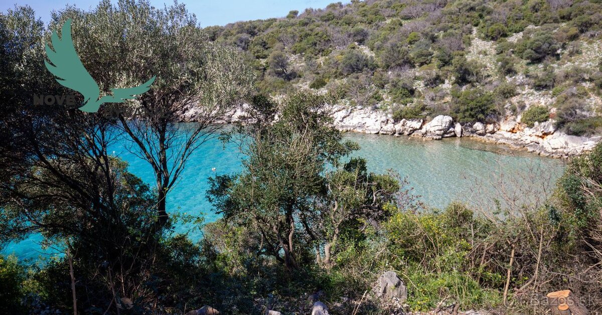 Na predaj dom len 130m od mora a pláže na ostrove Pag v Chor