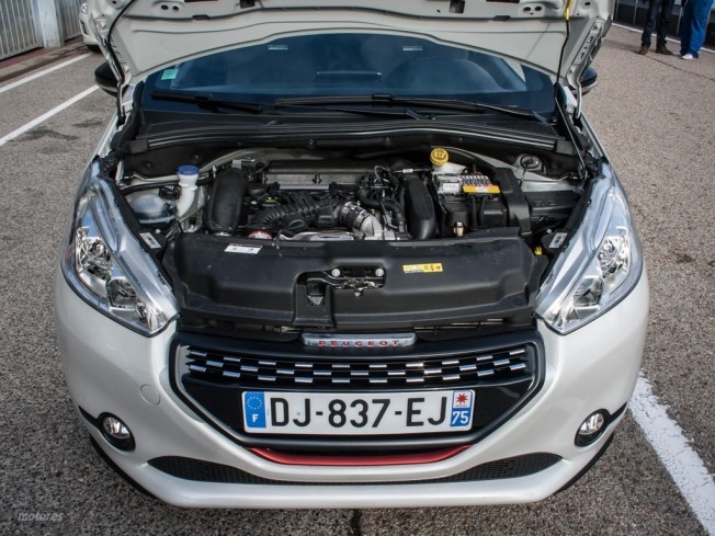 Peugeot 207 1.4 benz 2010 po STK