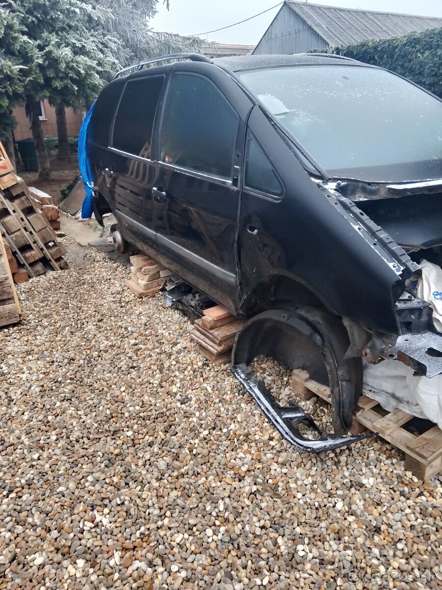 Súčiastky na Ford Galaxy