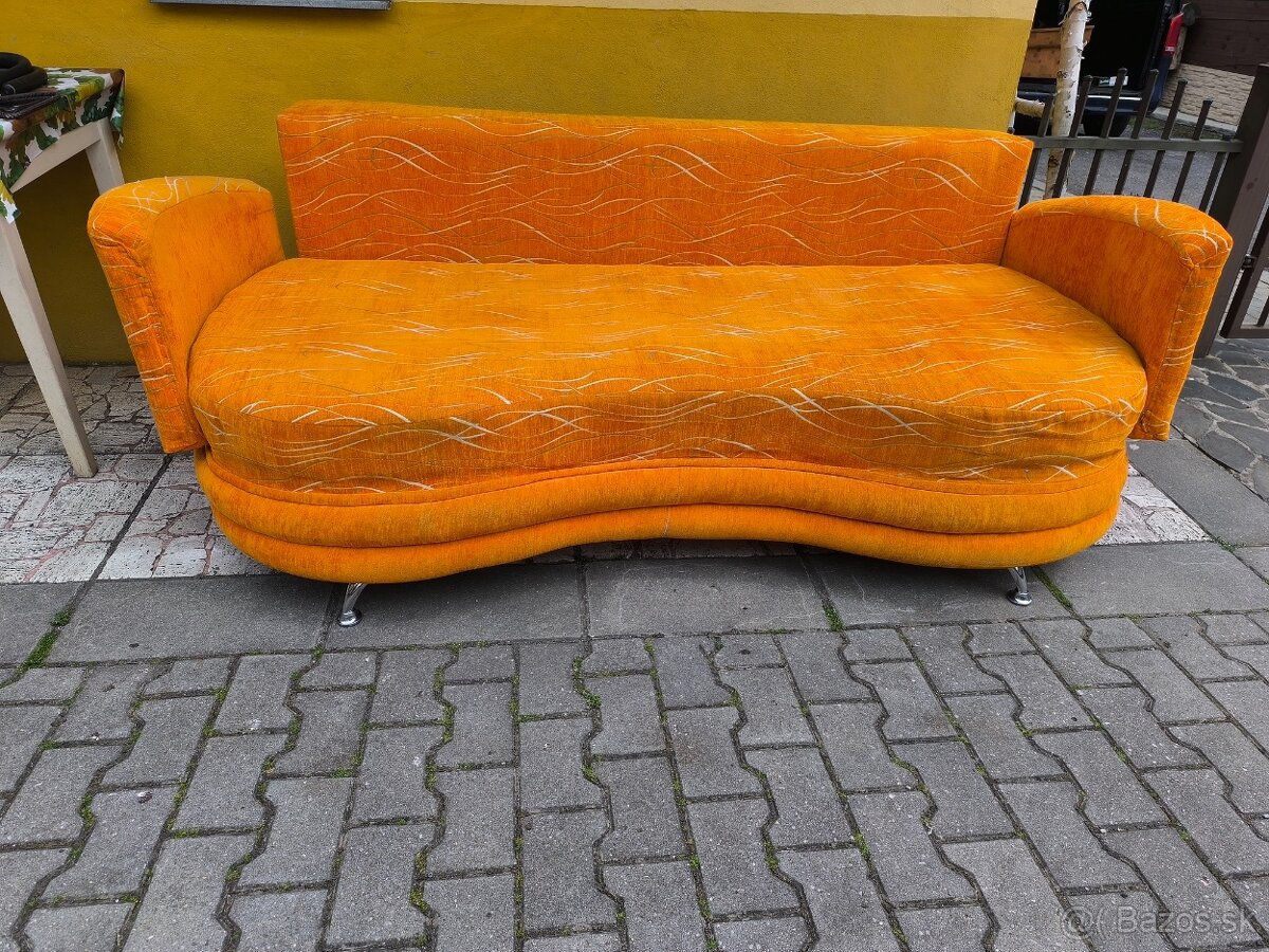 sedačka s dvoma fotelami