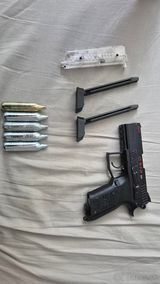 Pištoľ CZ 75 P-07