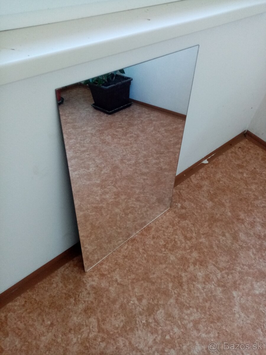 4x zrkadlá