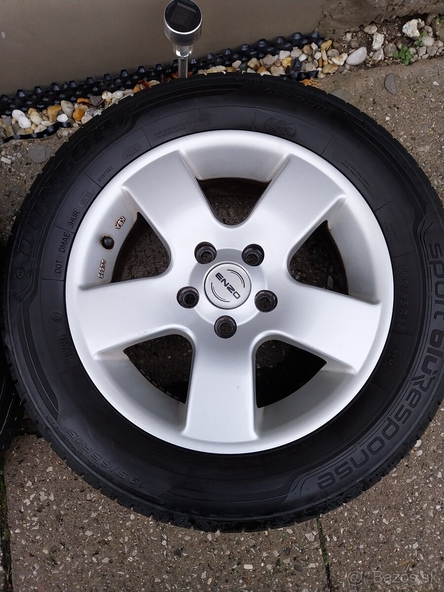 Elektrony na Ford a ine.