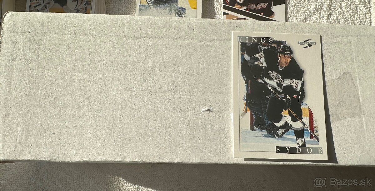 Predám hokejové kartičky Score 1995-96