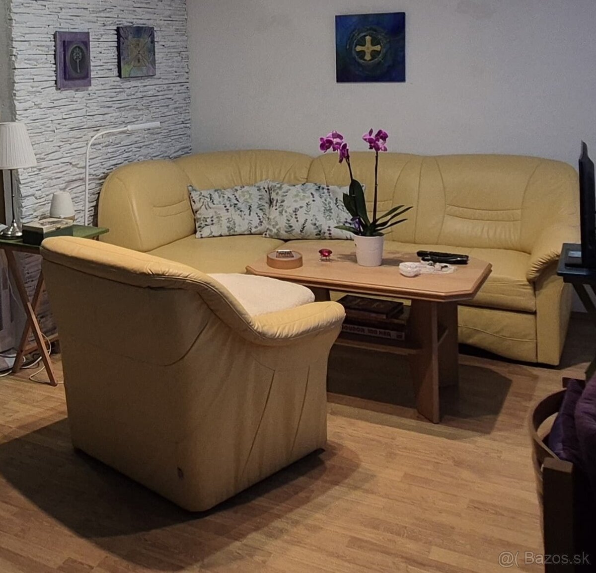 Kožená rozkladacia sedačka + kreslo