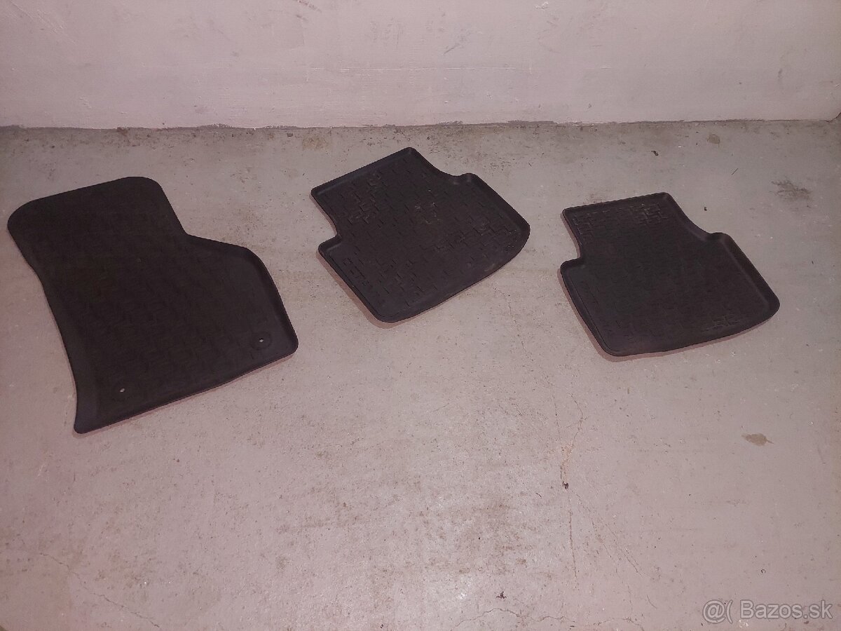 SADA 3 DIELNA ROHOŽE DO ŠKODA OCTAVIA III