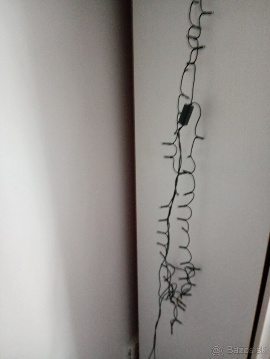 Predám svetelnú reťaz na vianočný stromček