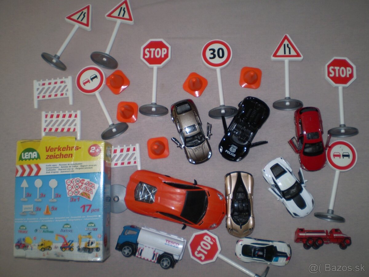 Autíčka s dopravnými značkami