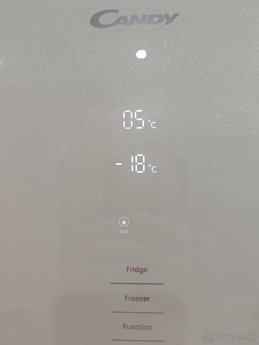 Chladnička s mrazničkou Candy