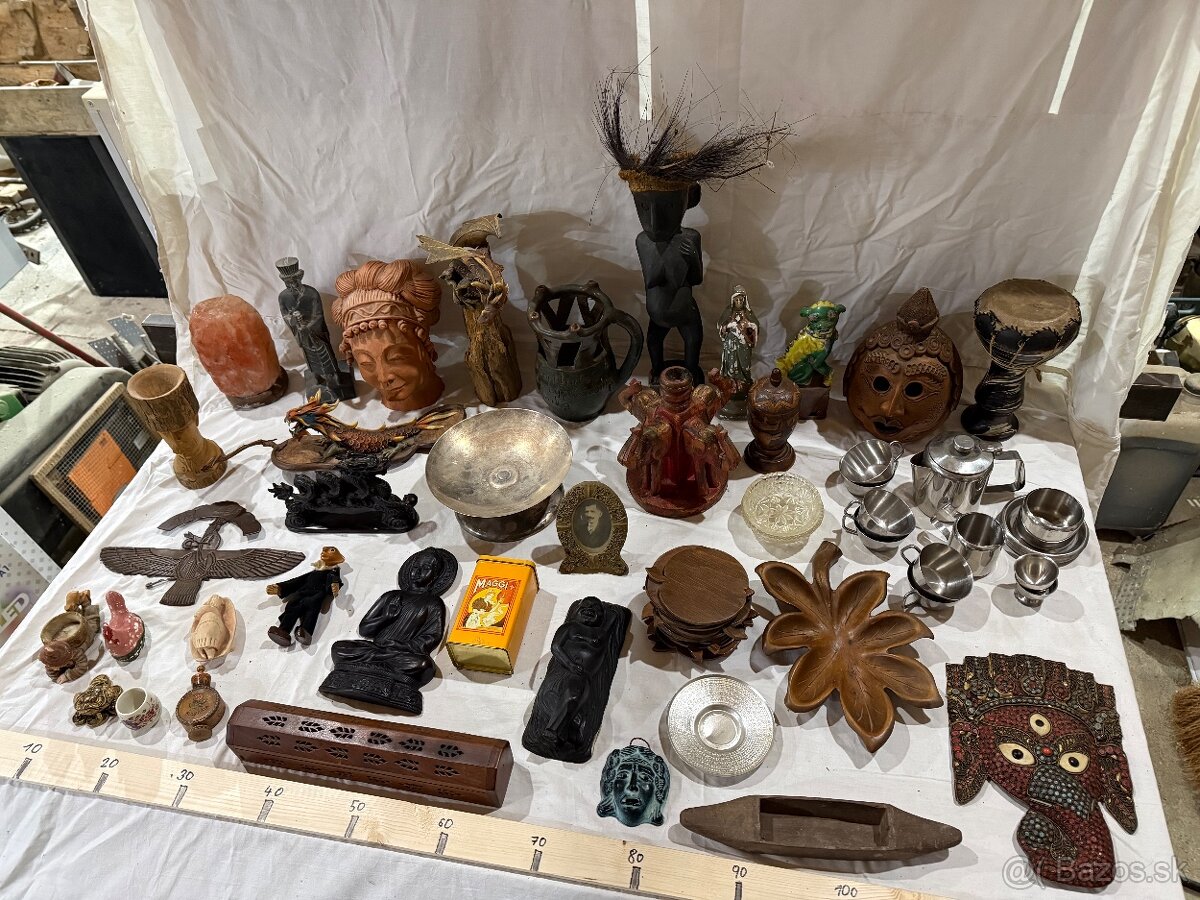 Rôzne dekoracie stare veci