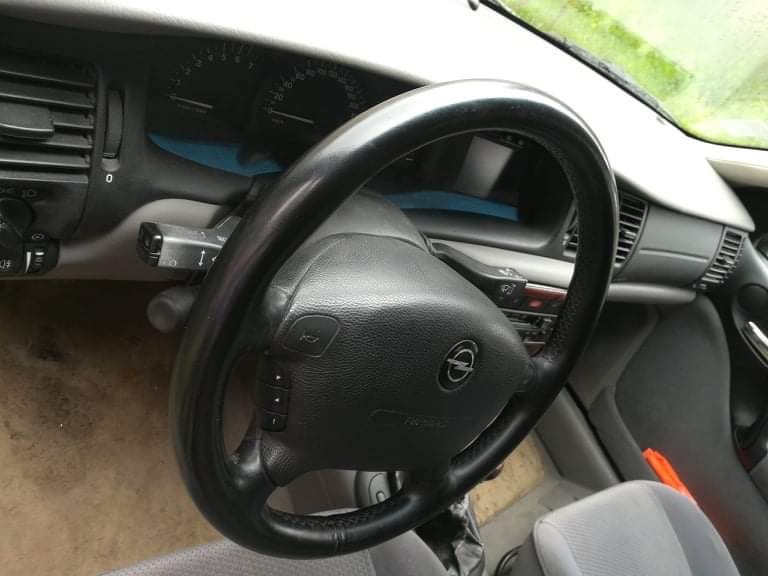 Predám Opel Vectra B (1996–2002) – NA DIELY