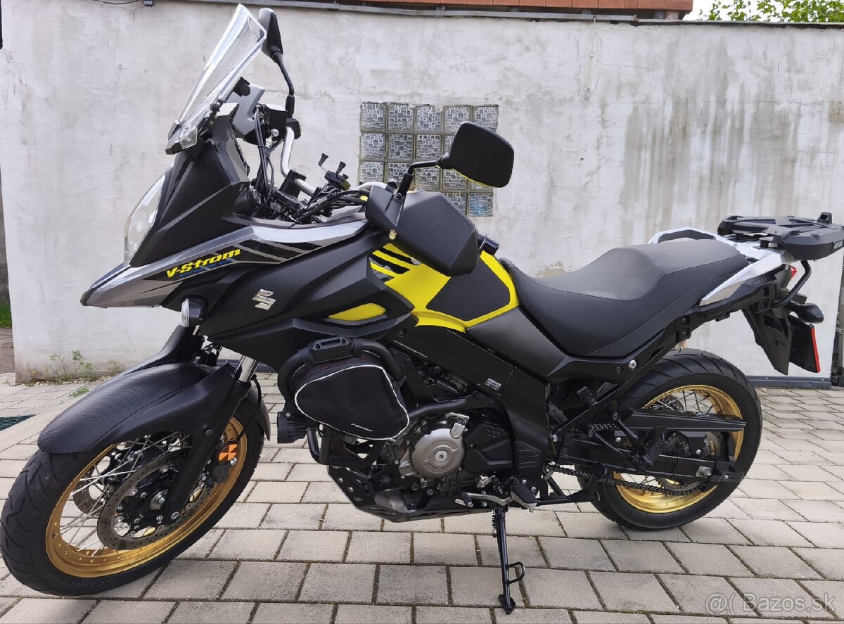 Suzuki V-strom 650xt