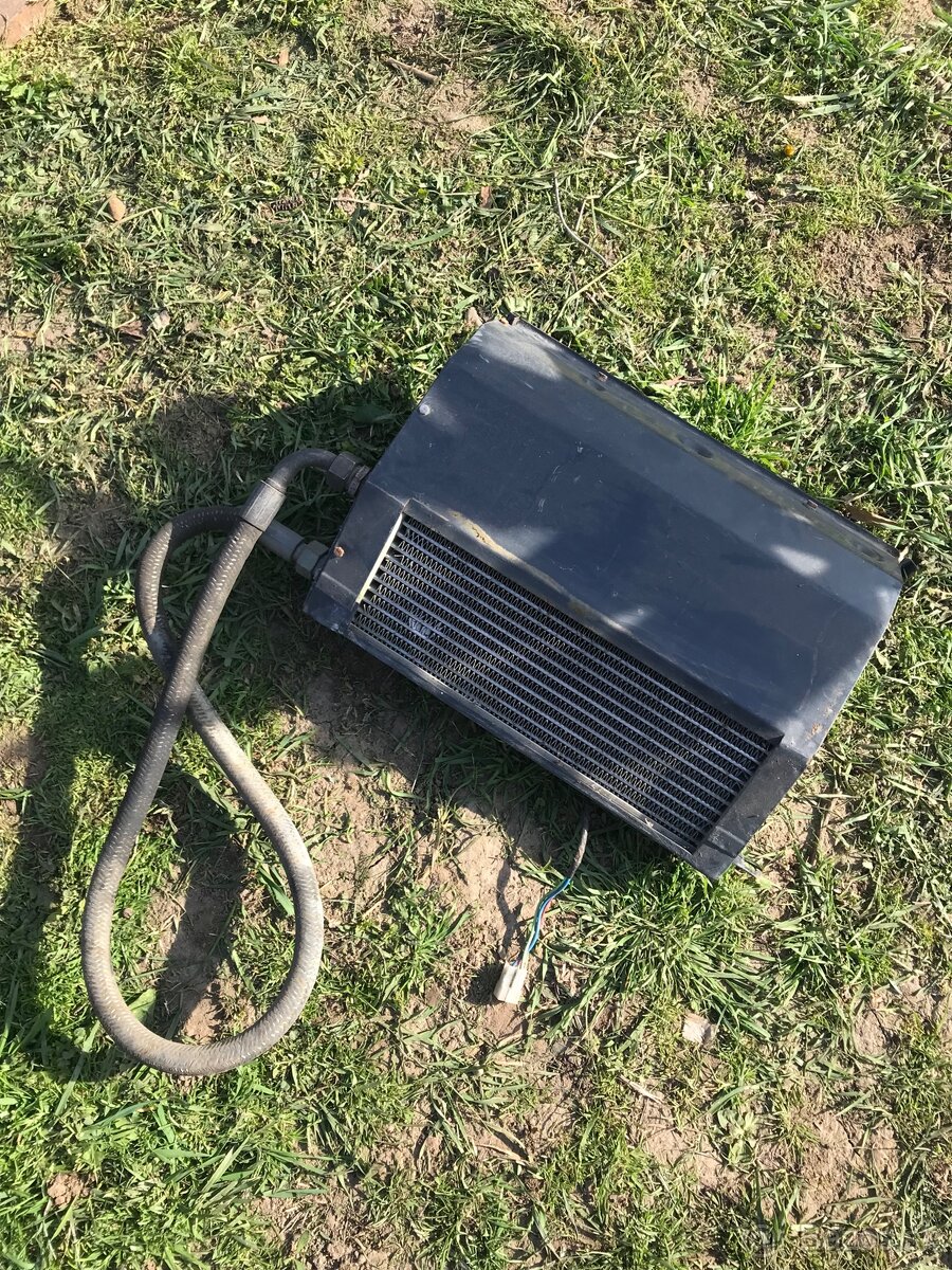 Chladič hydraulického oleja