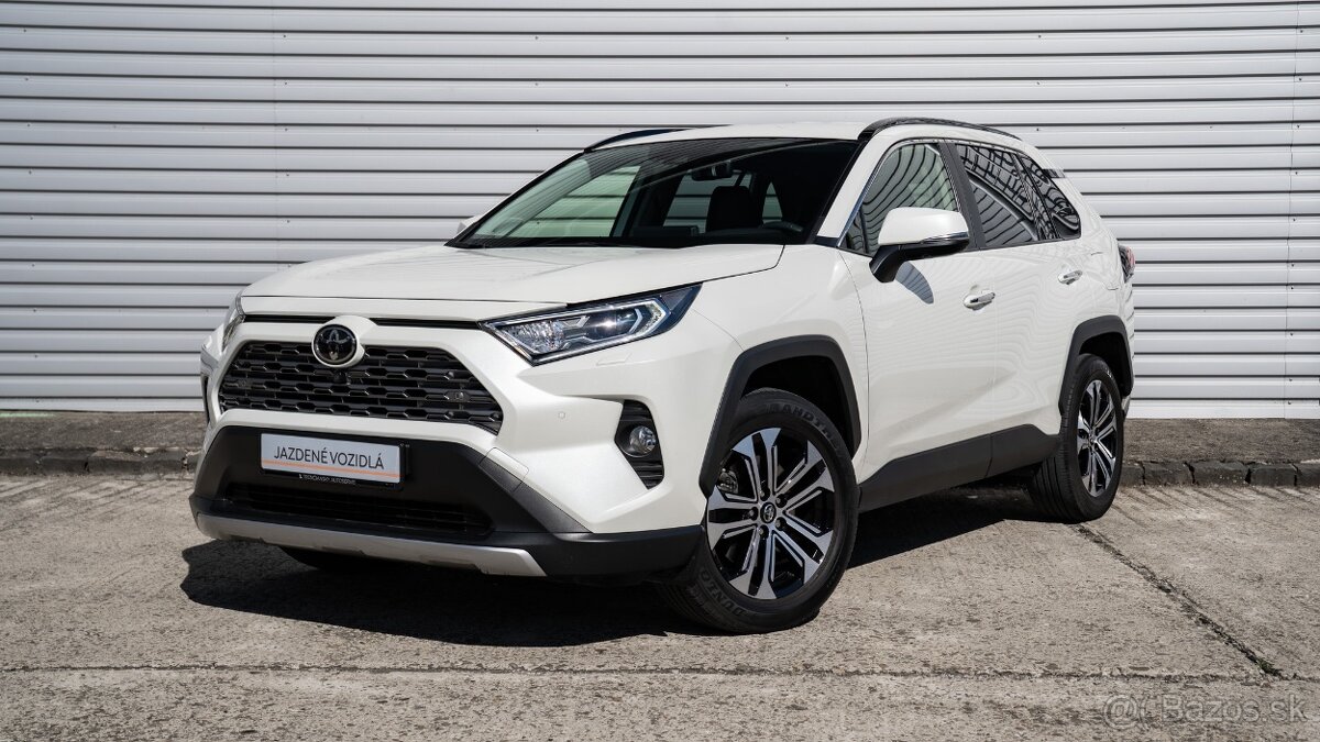 Toyota RAV4 2.0 benzín 4x4 129kW, Automat, rv 2020