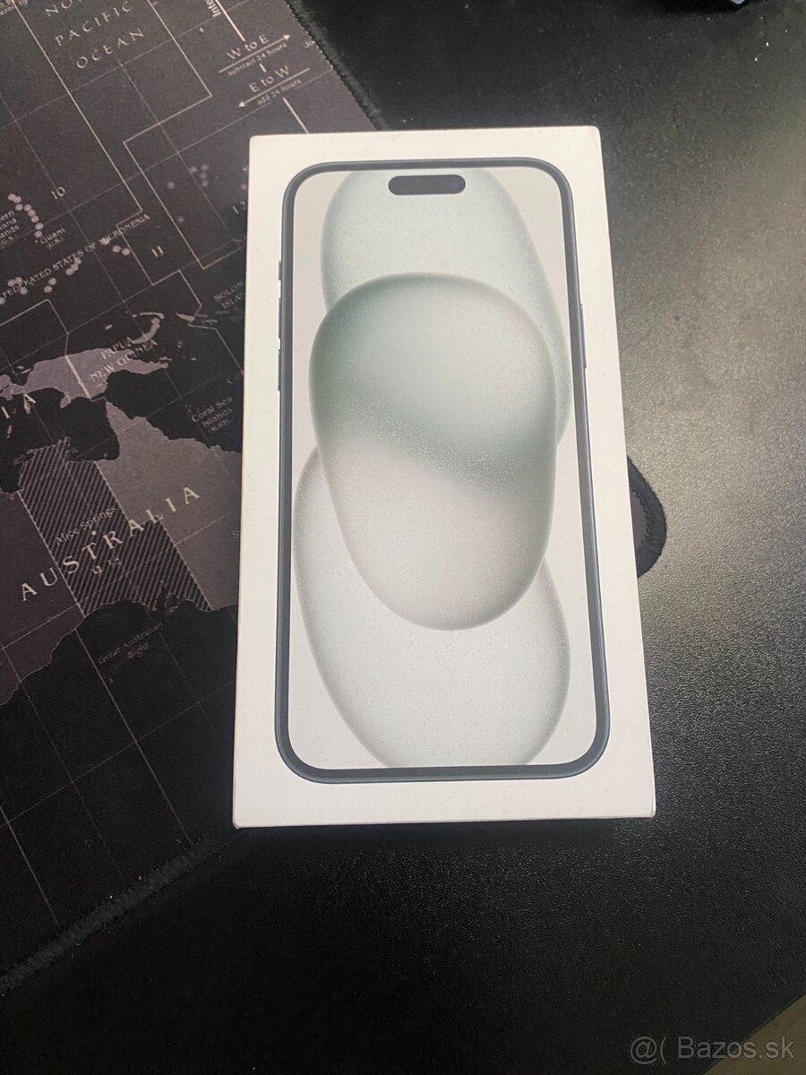 Krabica z iPhonu 15 Plus