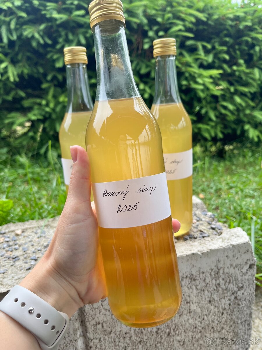 Domáci bazový sirup