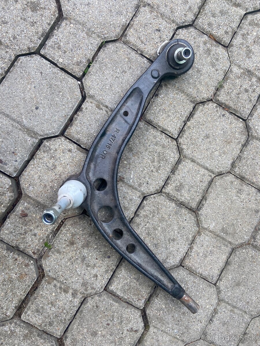 Rameno BMW E36